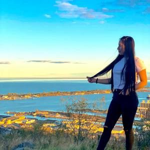 Meet your Posher, Erica